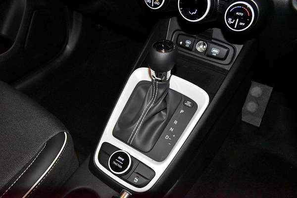 2025 Hyundai Venue Elite QX.V5