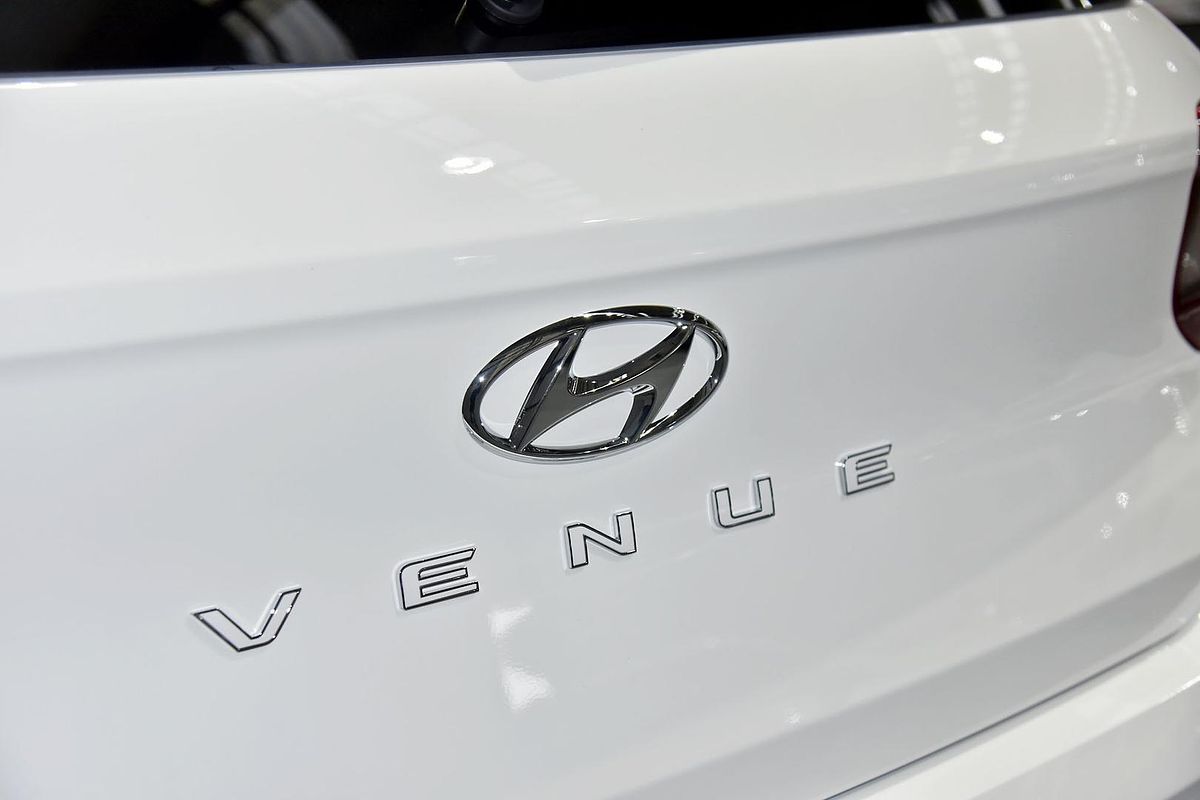 2025 Hyundai Venue Elite QX.V5