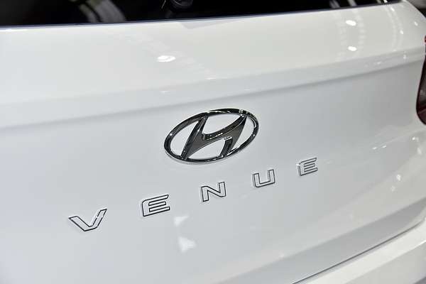 2025 Hyundai Venue Elite QX.V5