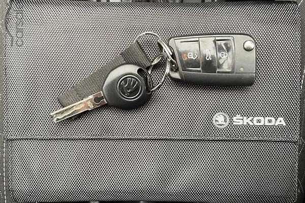 2017 SKODA Rapid NH