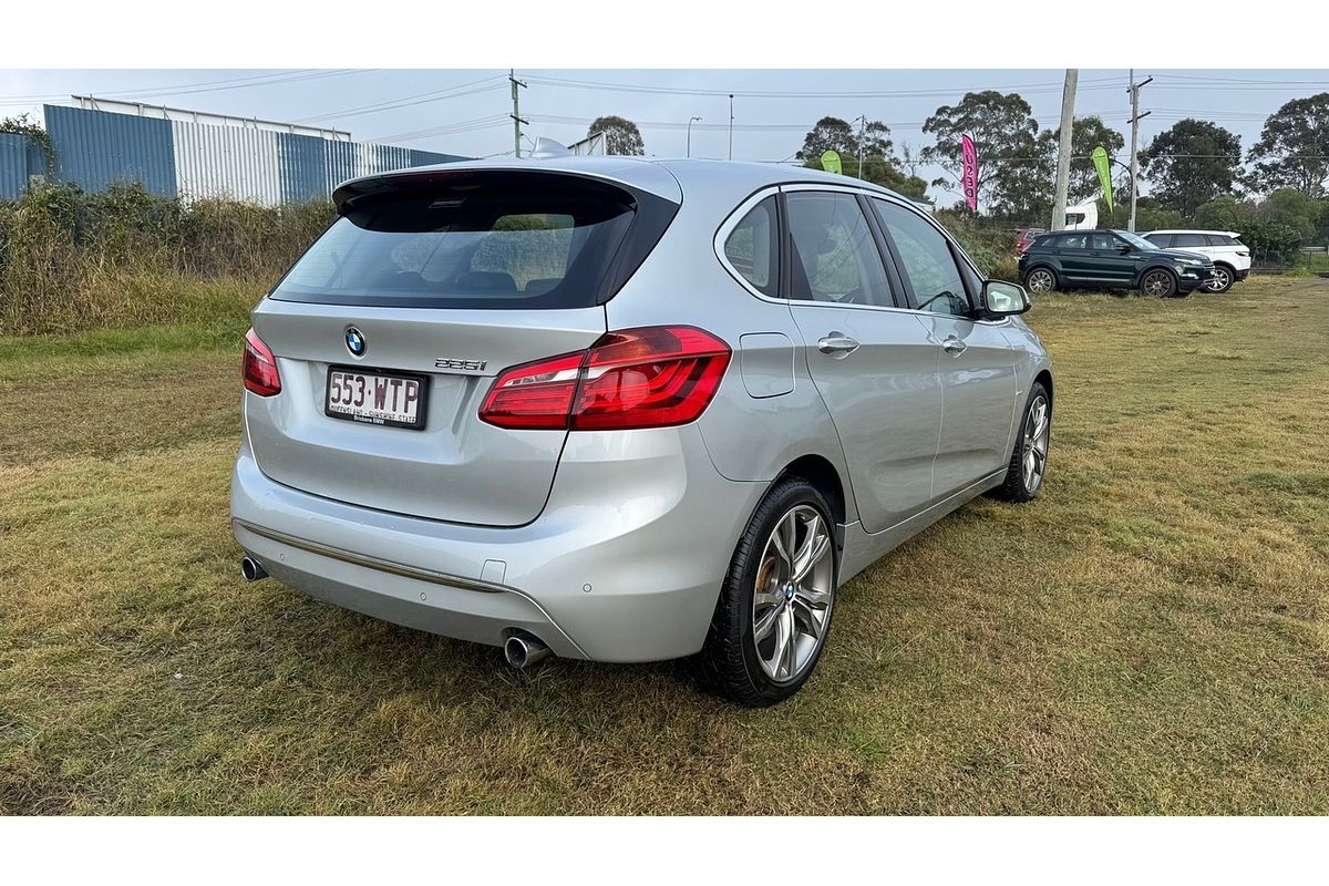 2015 BMW 225i Active Tourer Sport Line F45