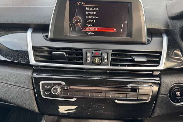 2015 BMW 225i Active Tourer Sport Line F45