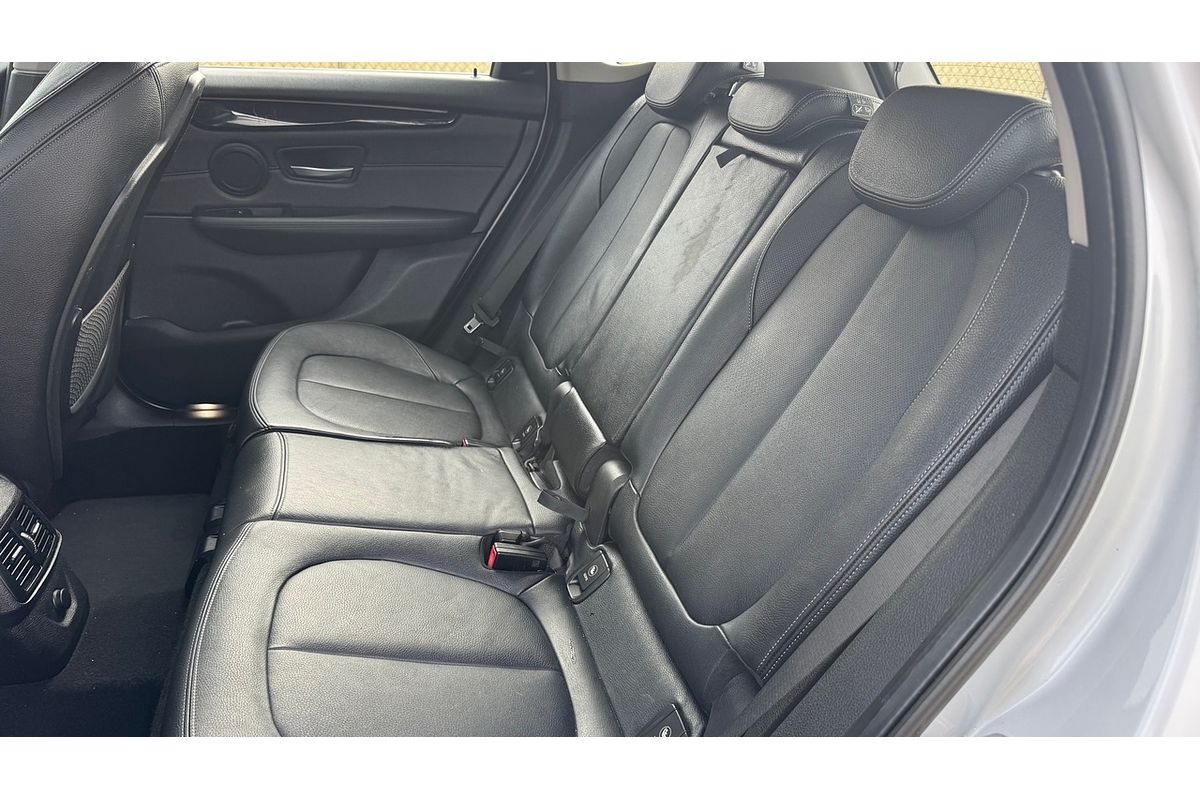 2015 BMW 225i Active Tourer Sport Line F45