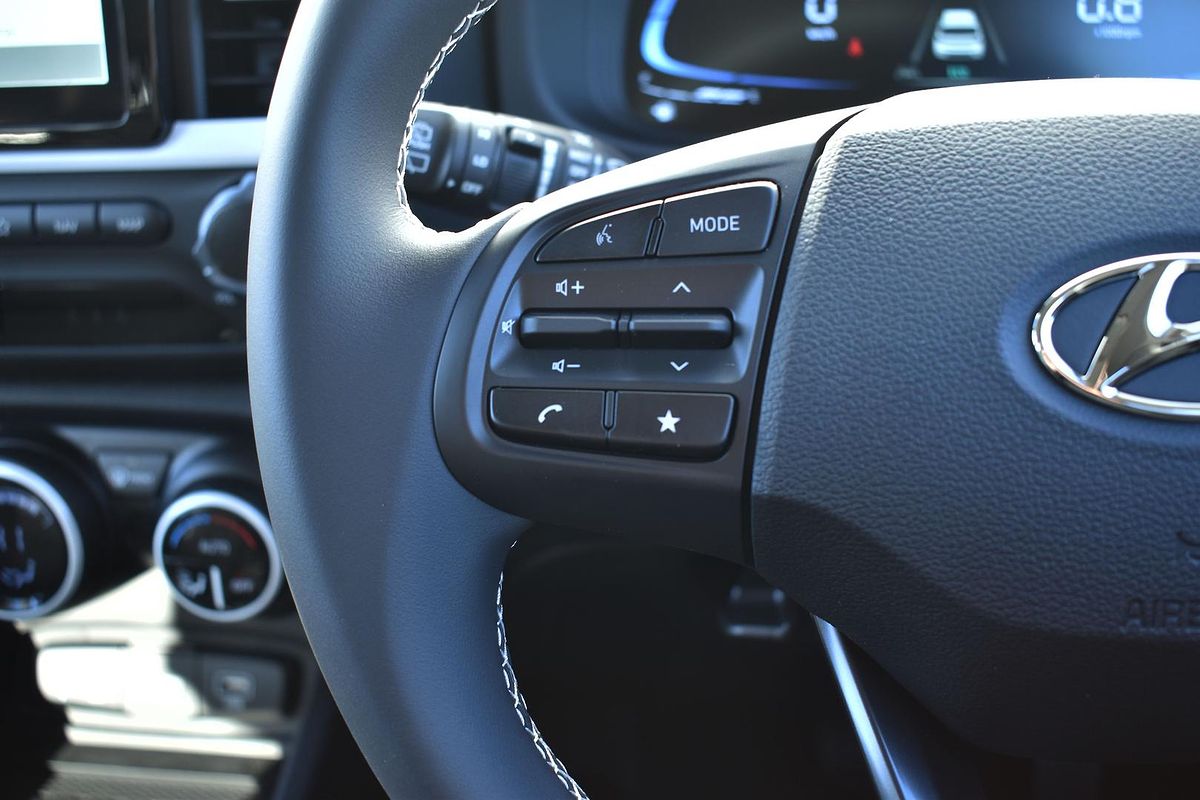 2024 Hyundai Venue Elite QX.V5