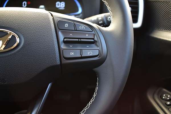 2024 Hyundai Venue Elite QX.V5