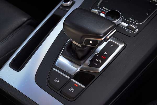 2019 Audi Q5 40 TDI sport FY