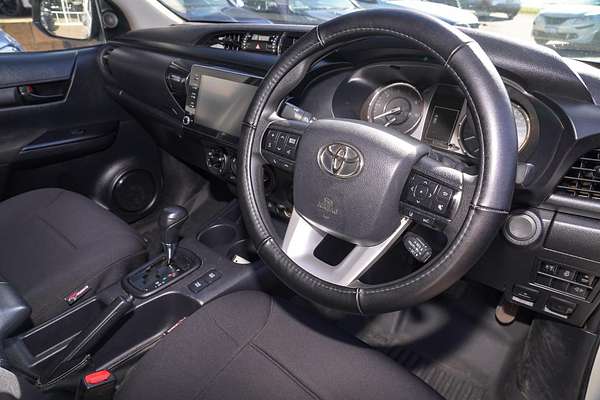 2020 Toyota Hilux SR GUN126R 4X4