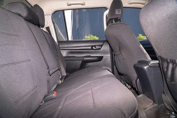 2020 Toyota Hilux SR GUN126R 4X4