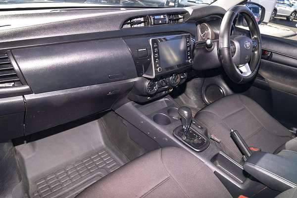 2020 Toyota Hilux SR GUN126R 4X4