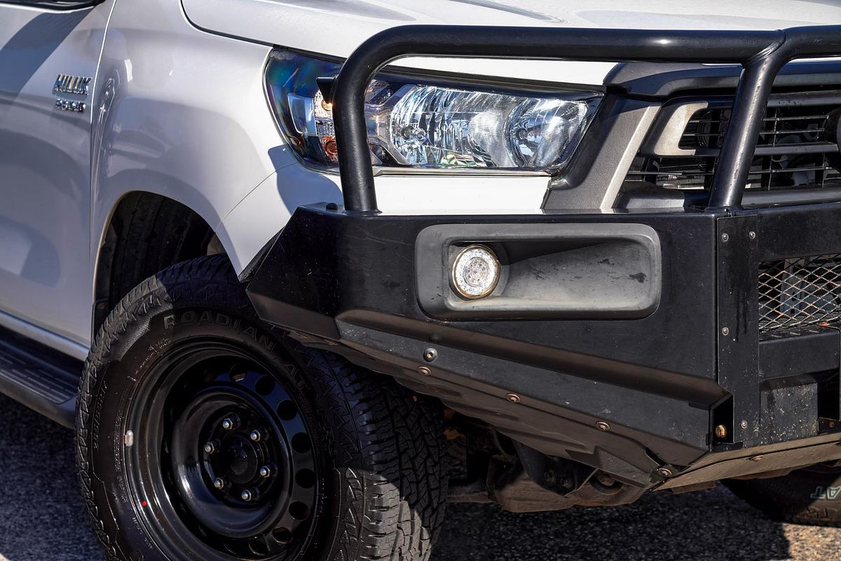 2020 Toyota Hilux SR GUN126R 4X4