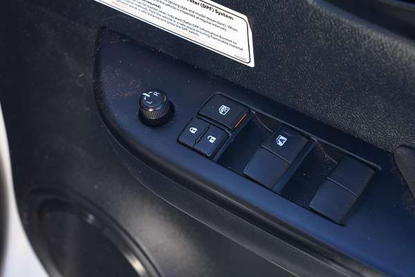 2020 Toyota Hilux SR GUN126R 4X4