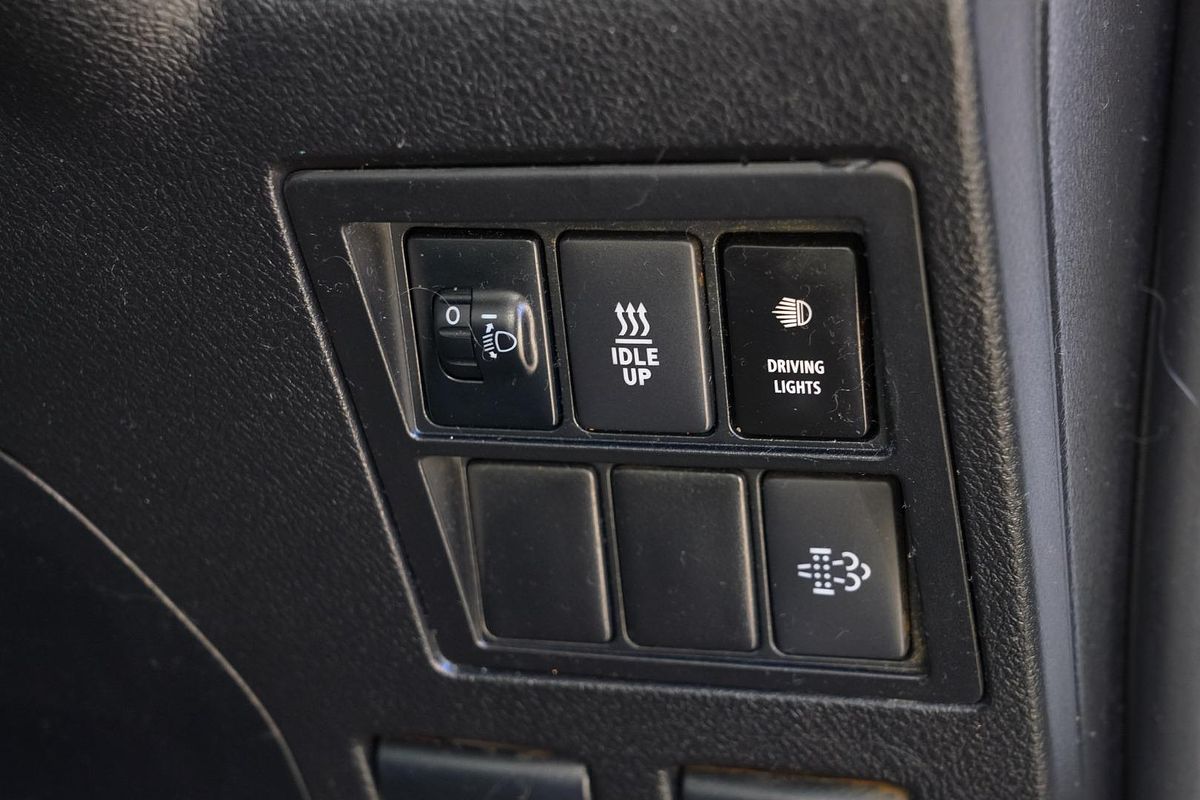 2020 Toyota Hilux SR GUN126R 4X4