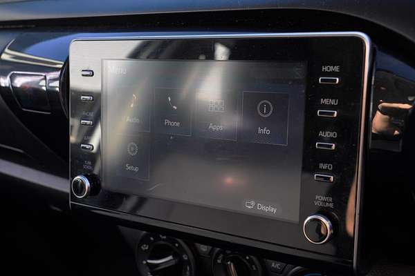 2020 Toyota Hilux SR GUN126R 4X4