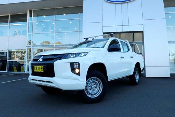 2019 Mitsubishi Triton GLX MR 4X4