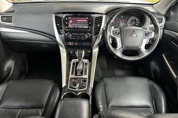 2016 Mitsubishi Pajero Sport Exceed QE