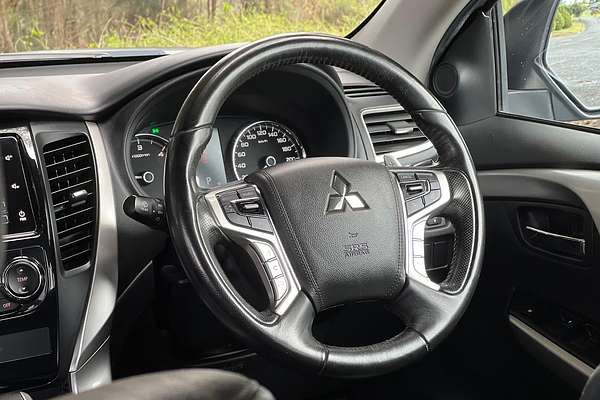 2016 Mitsubishi Pajero Sport Exceed QE