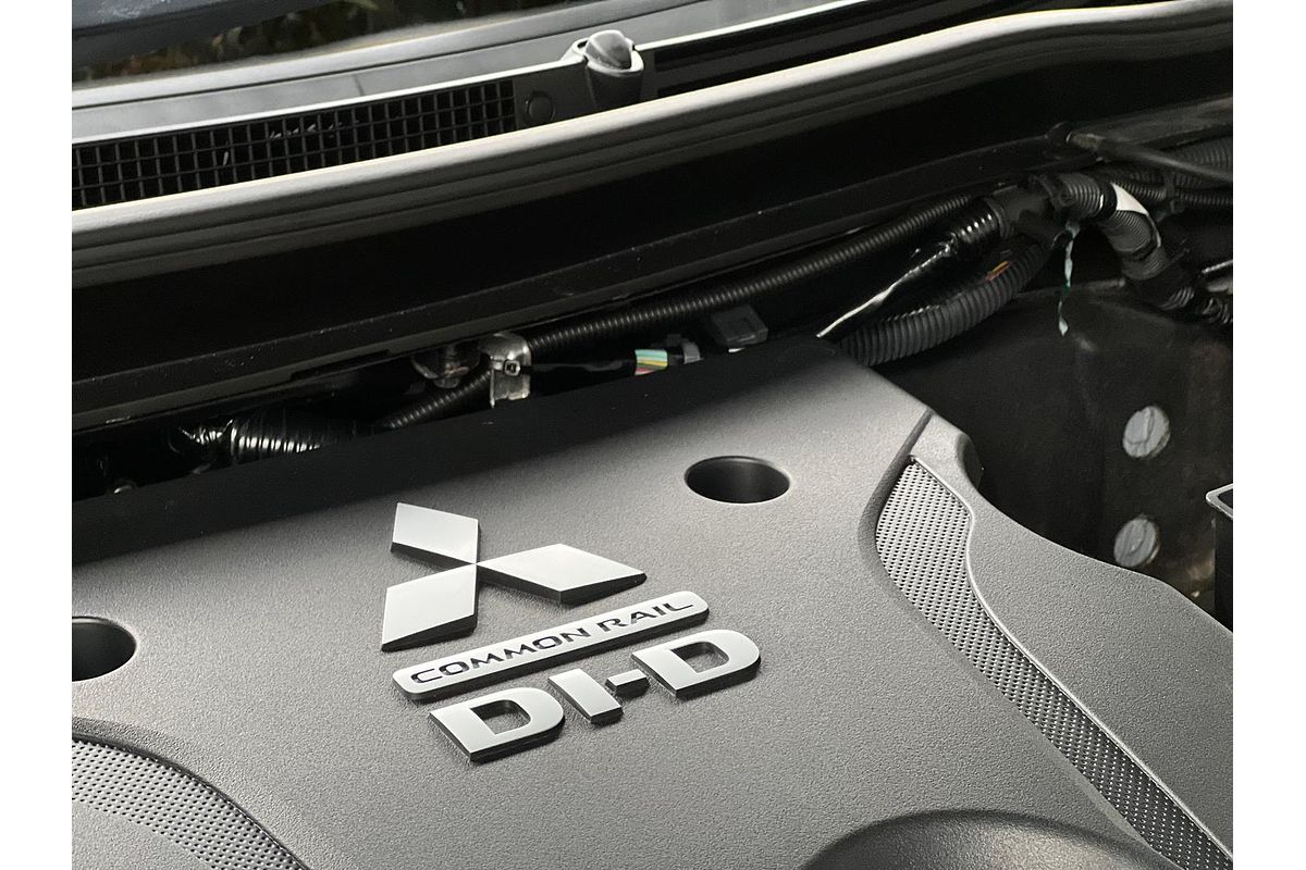 2016 Mitsubishi Pajero Sport Exceed QE