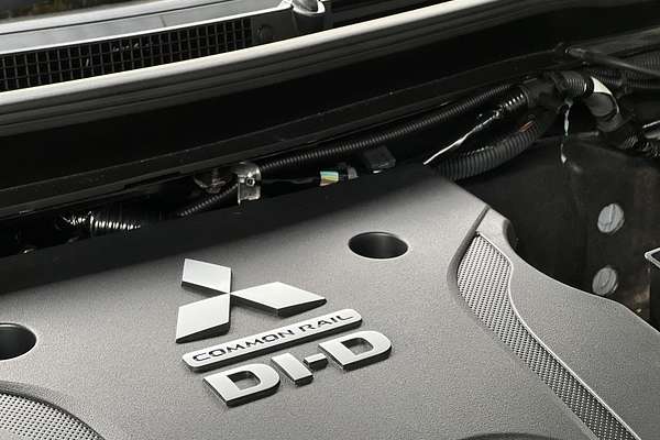 2016 Mitsubishi Pajero Sport Exceed QE