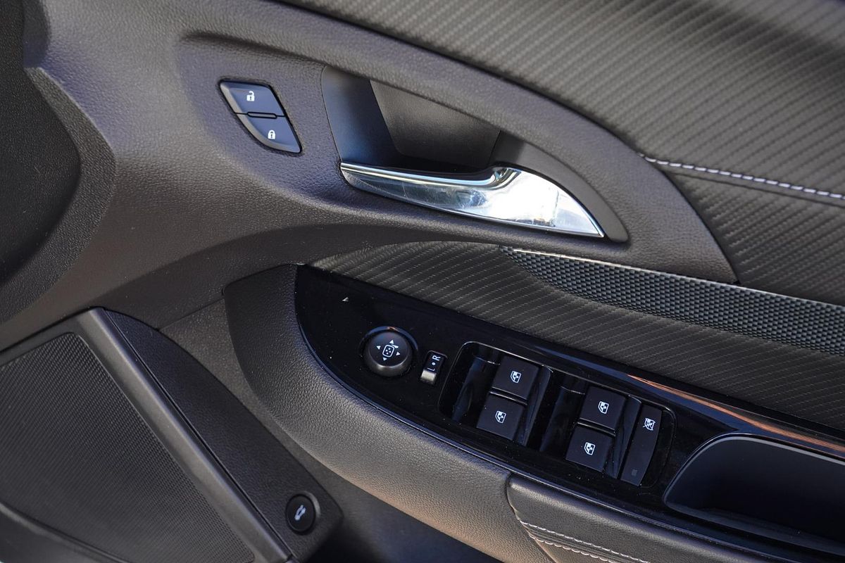 2015 Holden Commodore SV6 VF