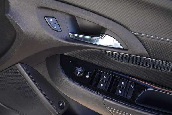 2015 Holden Commodore SV6 VF