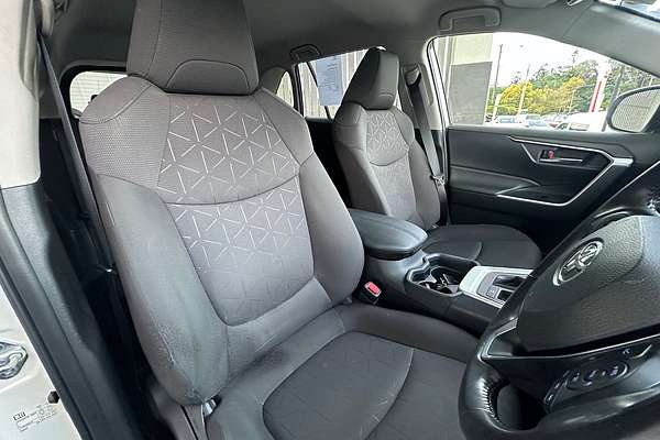 2021 Toyota RAV4 GXL AXAH52R