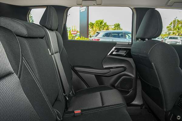 2025 Mitsubishi Outlander ES ZM