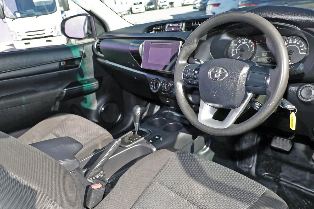 2017 Toyota Hilux Workmate TGN121R Rear Wheel Drive