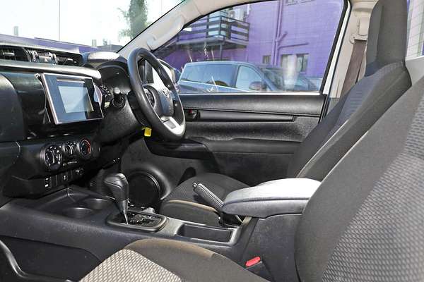 2017 Toyota Hilux Workmate TGN121R Rear Wheel Drive