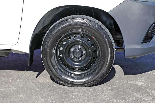 2017 Toyota Hilux Workmate TGN121R Rear Wheel Drive