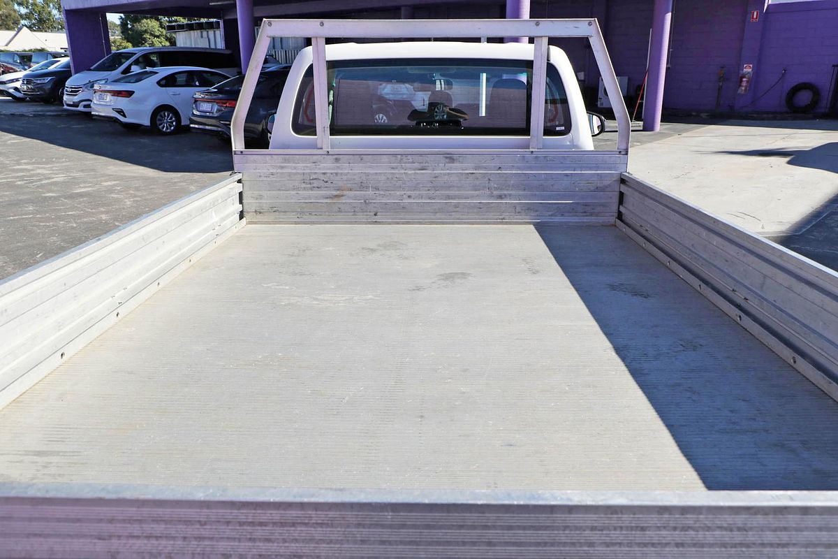 2017 Toyota Hilux Workmate TGN121R Rear Wheel Drive