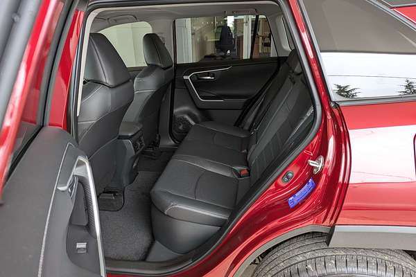 2025 Toyota RAV4 Cruiser AXAH52R