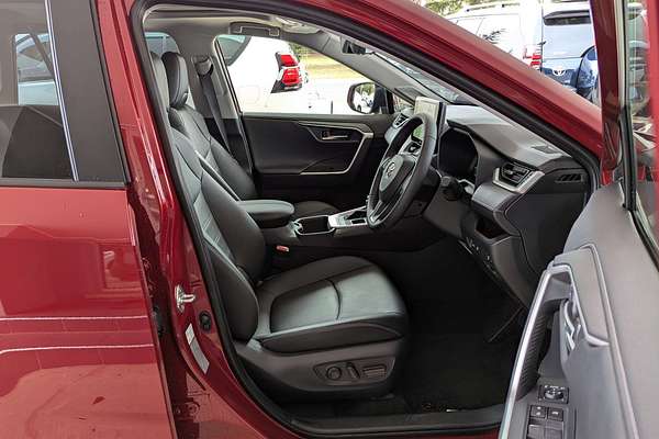 2025 Toyota RAV4 Cruiser AXAH52R