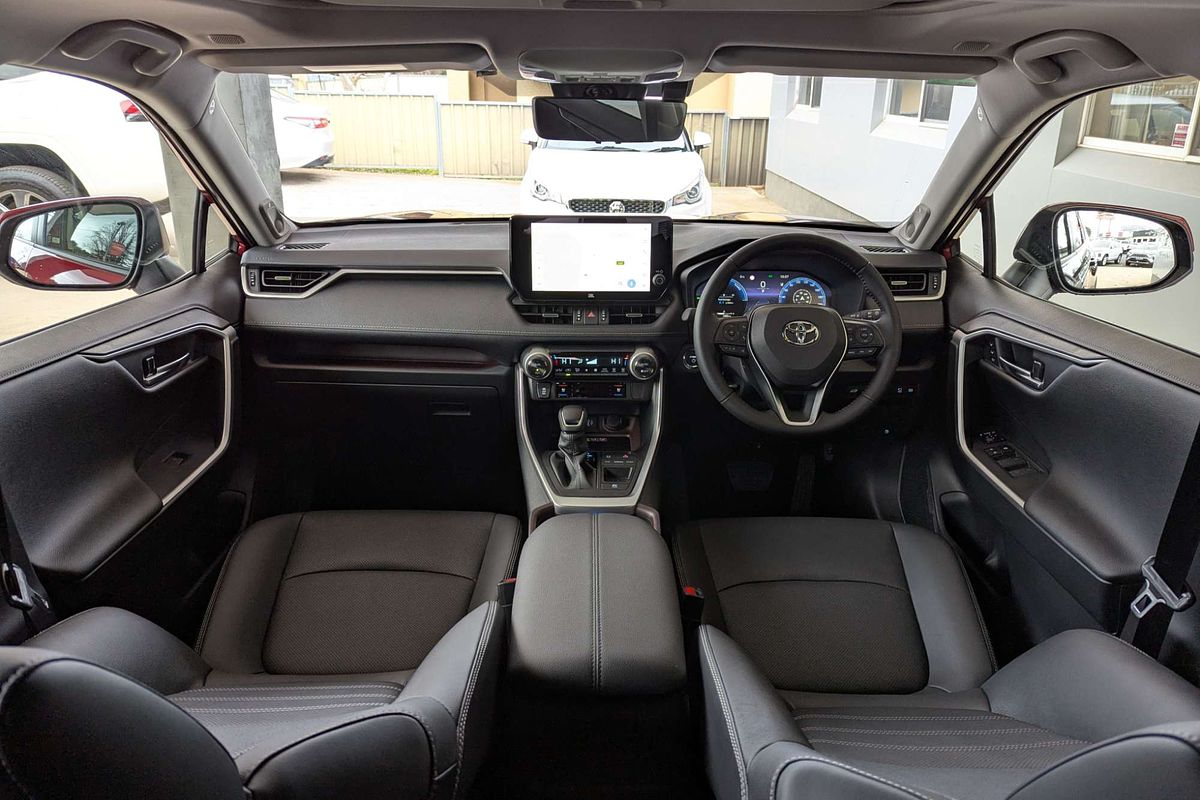 2025 Toyota RAV4 Cruiser AXAH52R