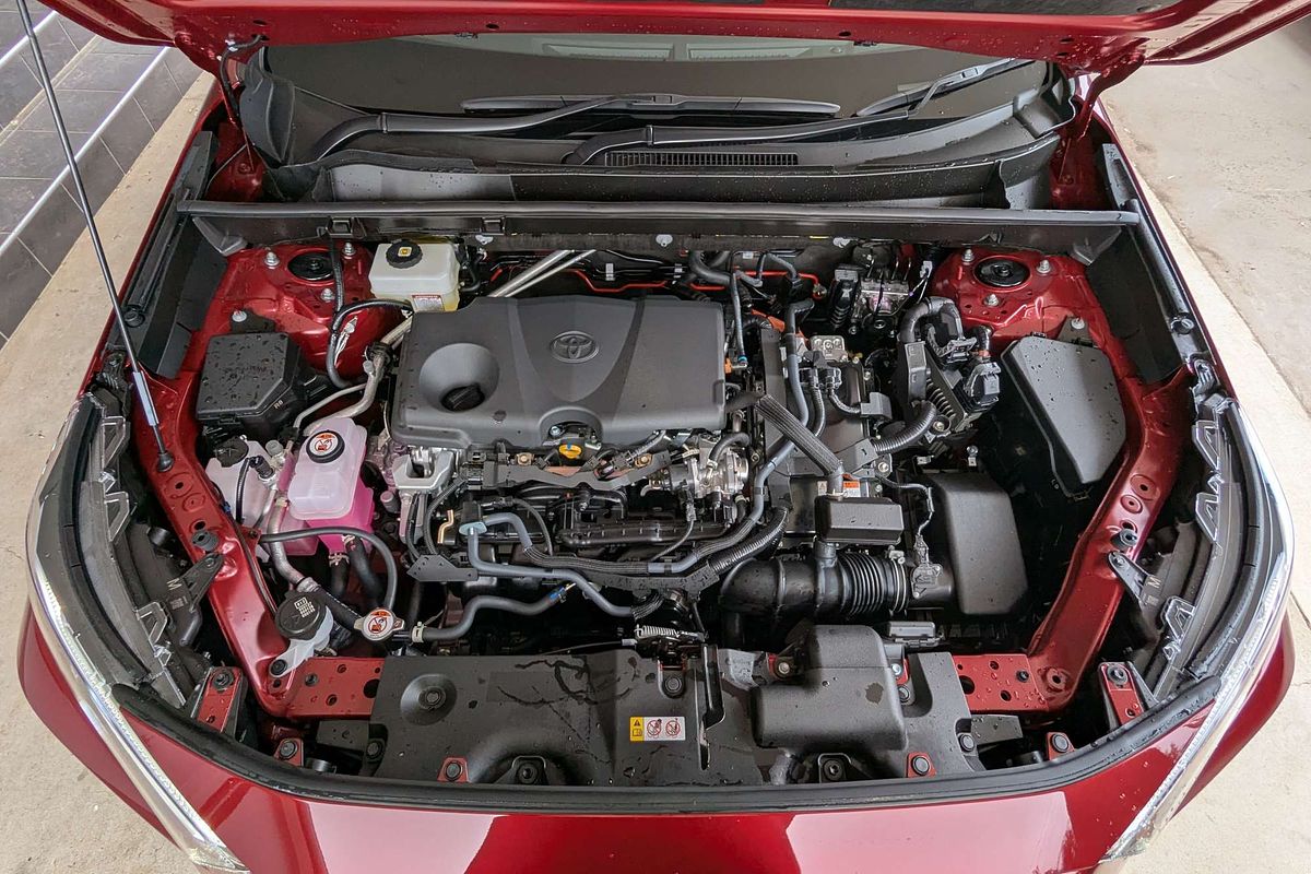 2025 Toyota RAV4 Cruiser AXAH52R