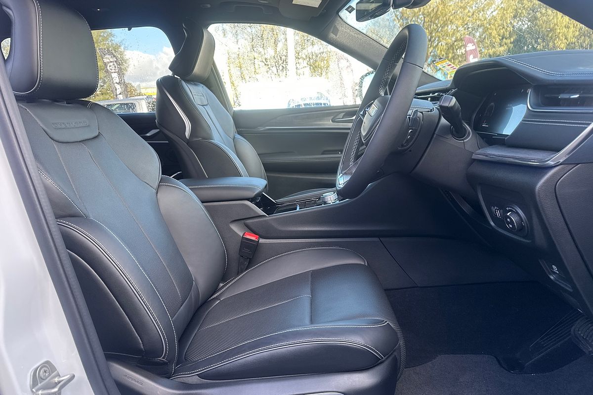 2023 Jeep Grand Cherokee Overland WL
