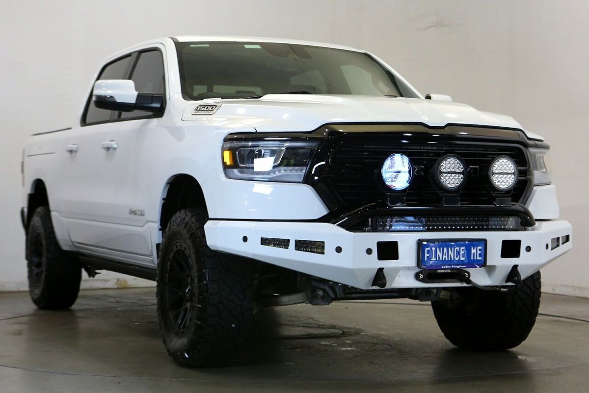 2024 RAM 1500 Laramie Sport RamBox DT 4X4 SWB