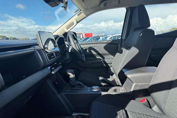 2025 Mitsubishi Triton GLX MV 4X4