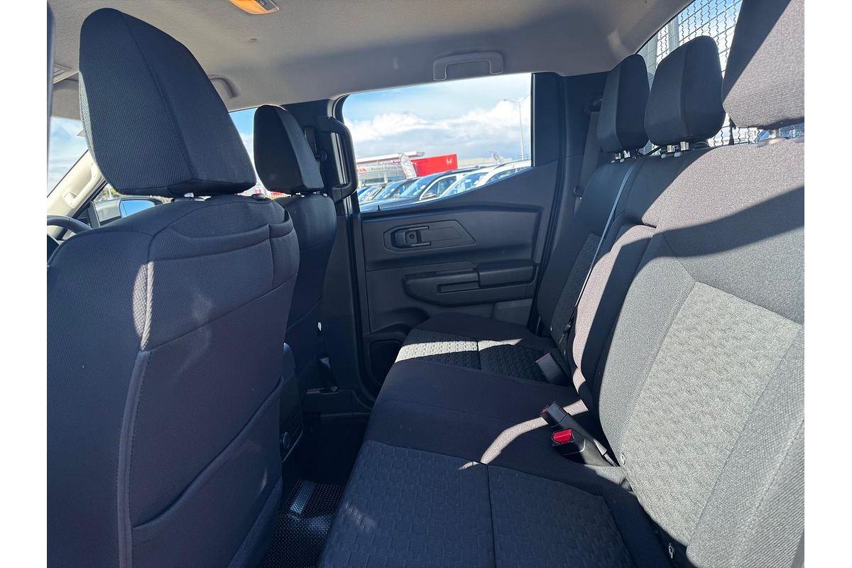 2025 Mitsubishi Triton GLX MV 4X4