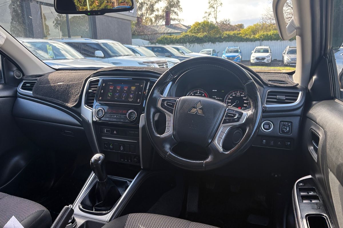 2021 Mitsubishi Triton GLS MR 4X4