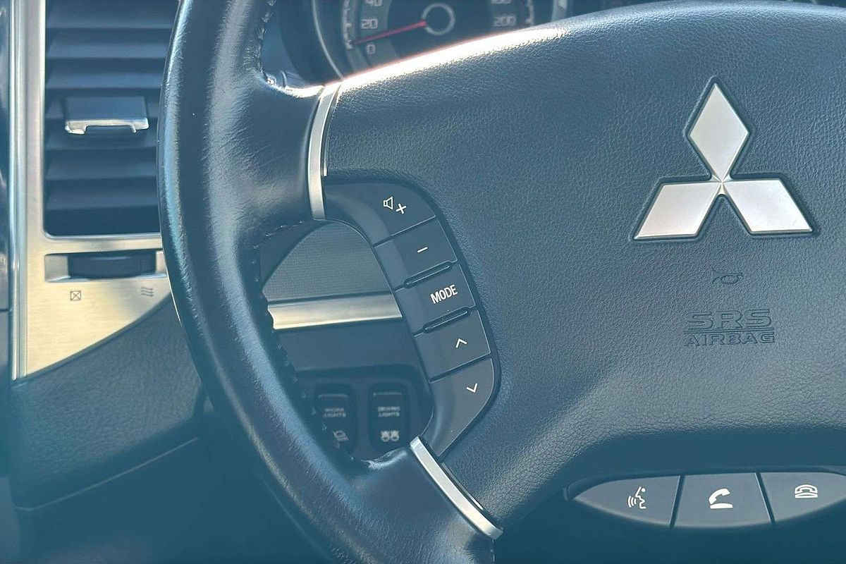 2018 Mitsubishi Pajero GLX NX