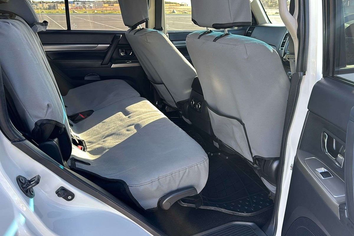 2018 Mitsubishi Pajero GLX NX