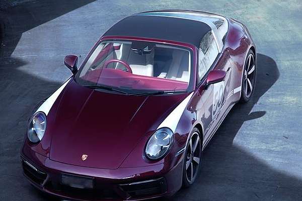 2020 Porsche 911 Targa 4S Heritage Design Edition 992