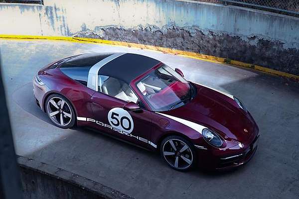 2020 Porsche 911 Targa 4S Heritage Design Edition 992