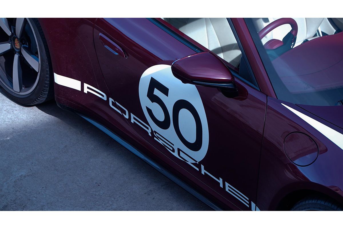 2020 Porsche 911 Targa 4S Heritage Design Edition 992