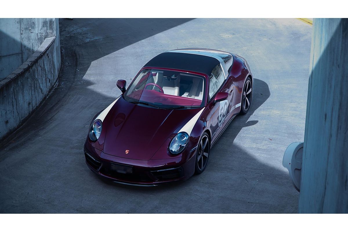 2020 Porsche 911 Targa 4S Heritage Design Edition 992