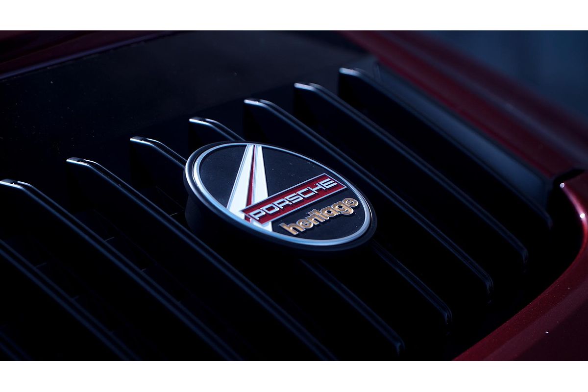 2020 Porsche 911 Targa 4S Heritage Design Edition 992