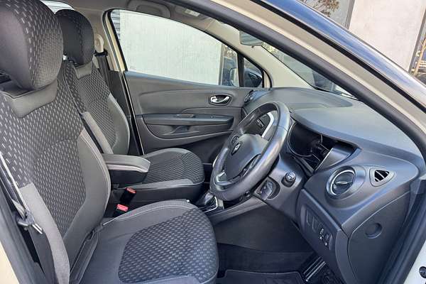 2018 Renault Captur Zen J87