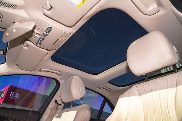 2016 Mercedes-Benz E-Class E200 W213