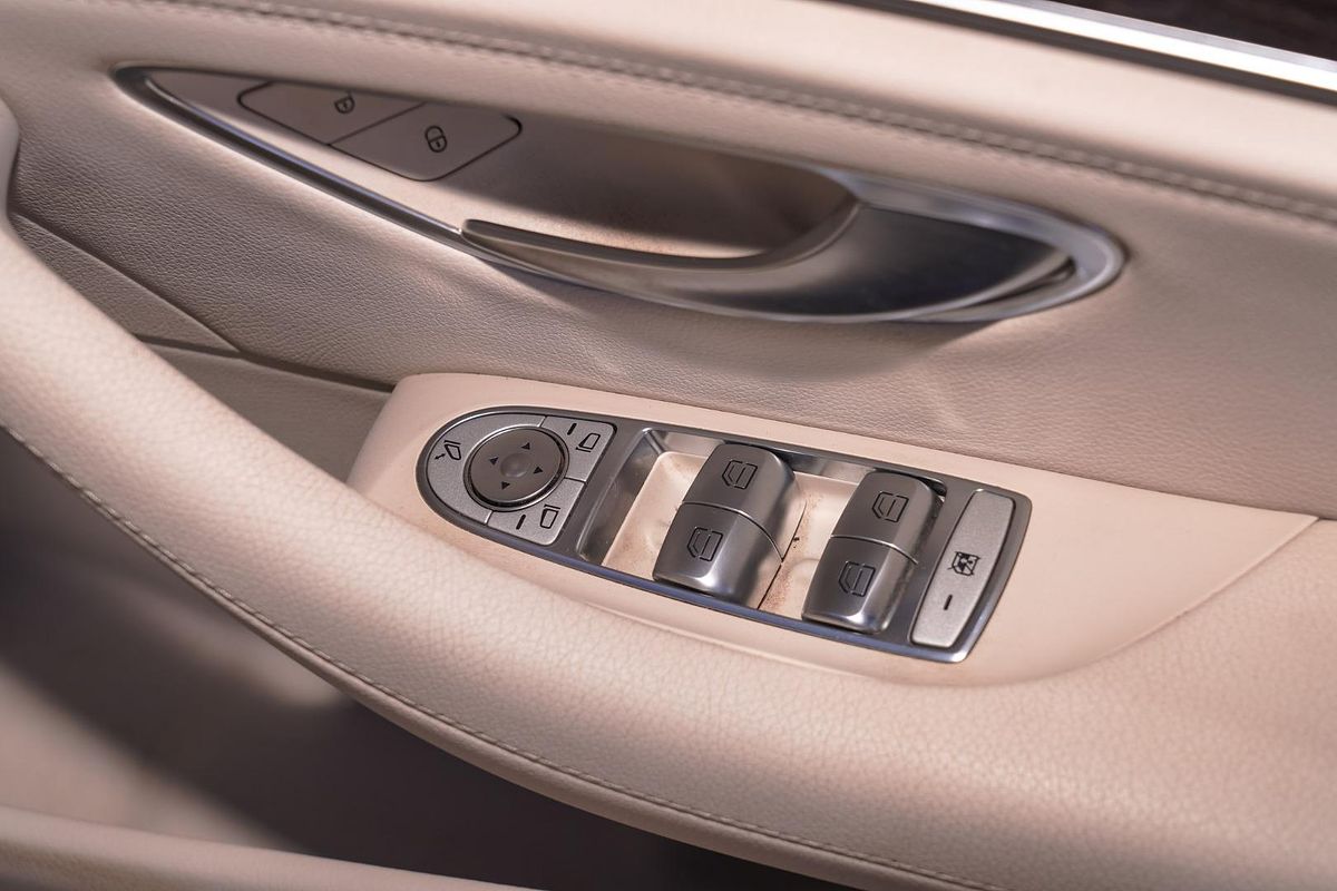 2016 Mercedes-Benz E-Class E200 W213