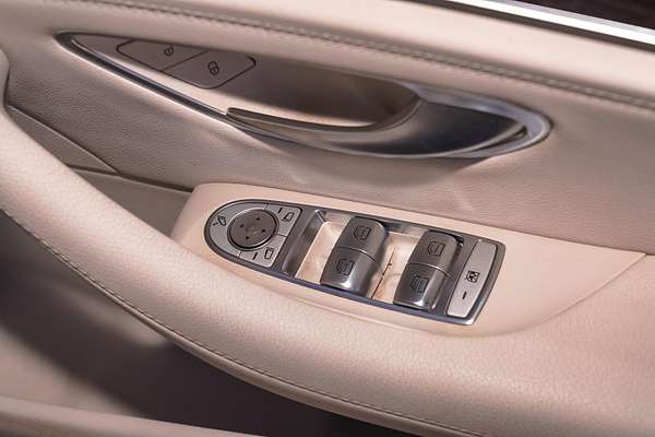 2016 Mercedes-Benz E-Class E200 W213